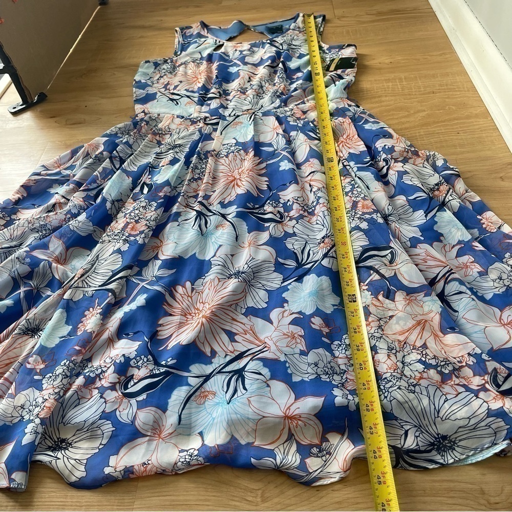 Nwt Gabby Sky Floral Fit & Flare Keyhole Dress Sleeveless - Picture 11 of 14